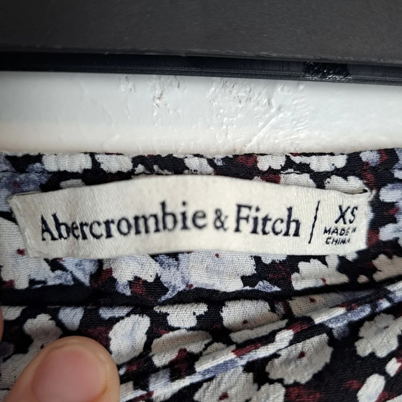 Abercrombie & Fitch White Blue Romantic Side Slit Slip Midi Skirt Size XS - Picture 5 of 7